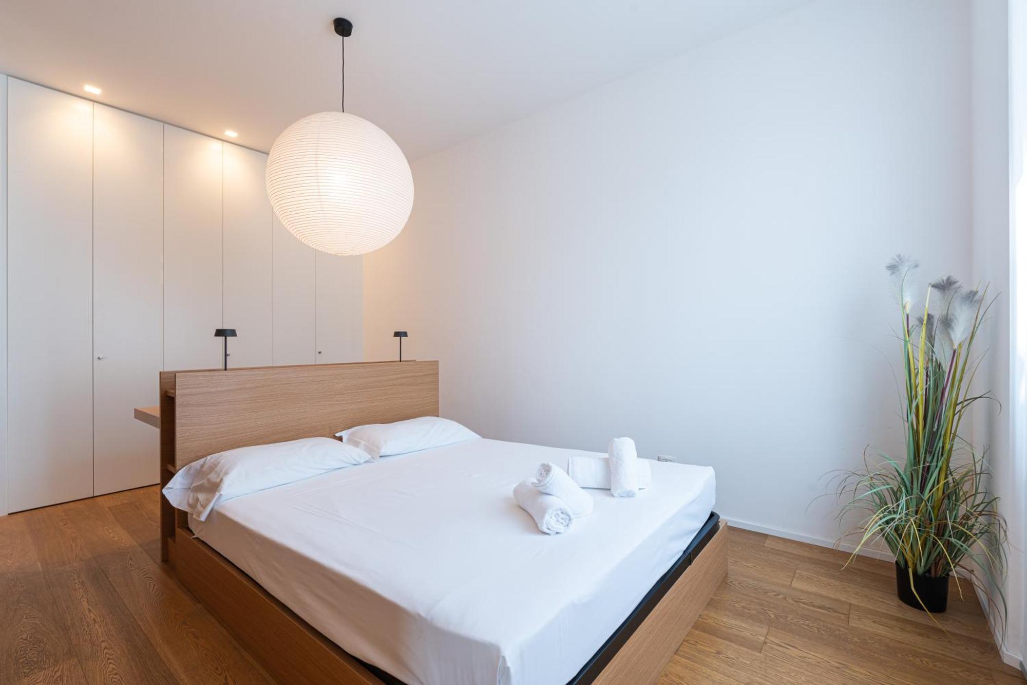 Splendid One Bedroom De Angeli 2nd Fl - Mirable Pm